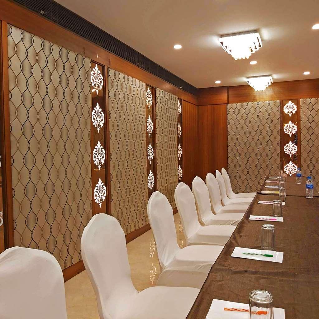 Quality Inn Mint Пуна Удобства фото