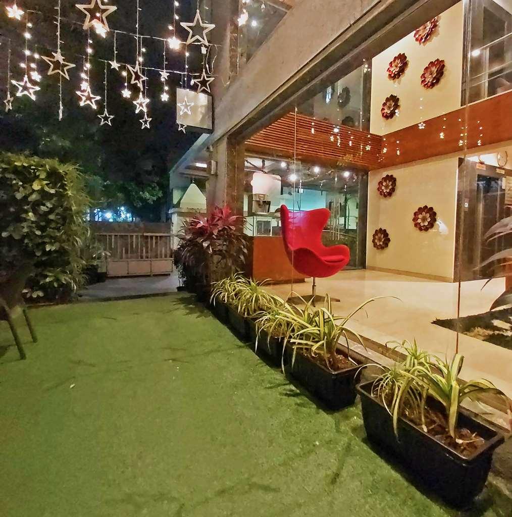 Quality Inn Mint Пуна Удобства фото