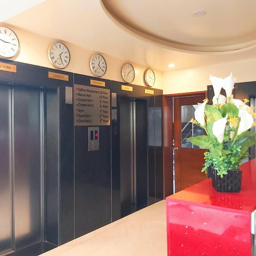 Quality Inn Mint Пуна Экстерьер фото
