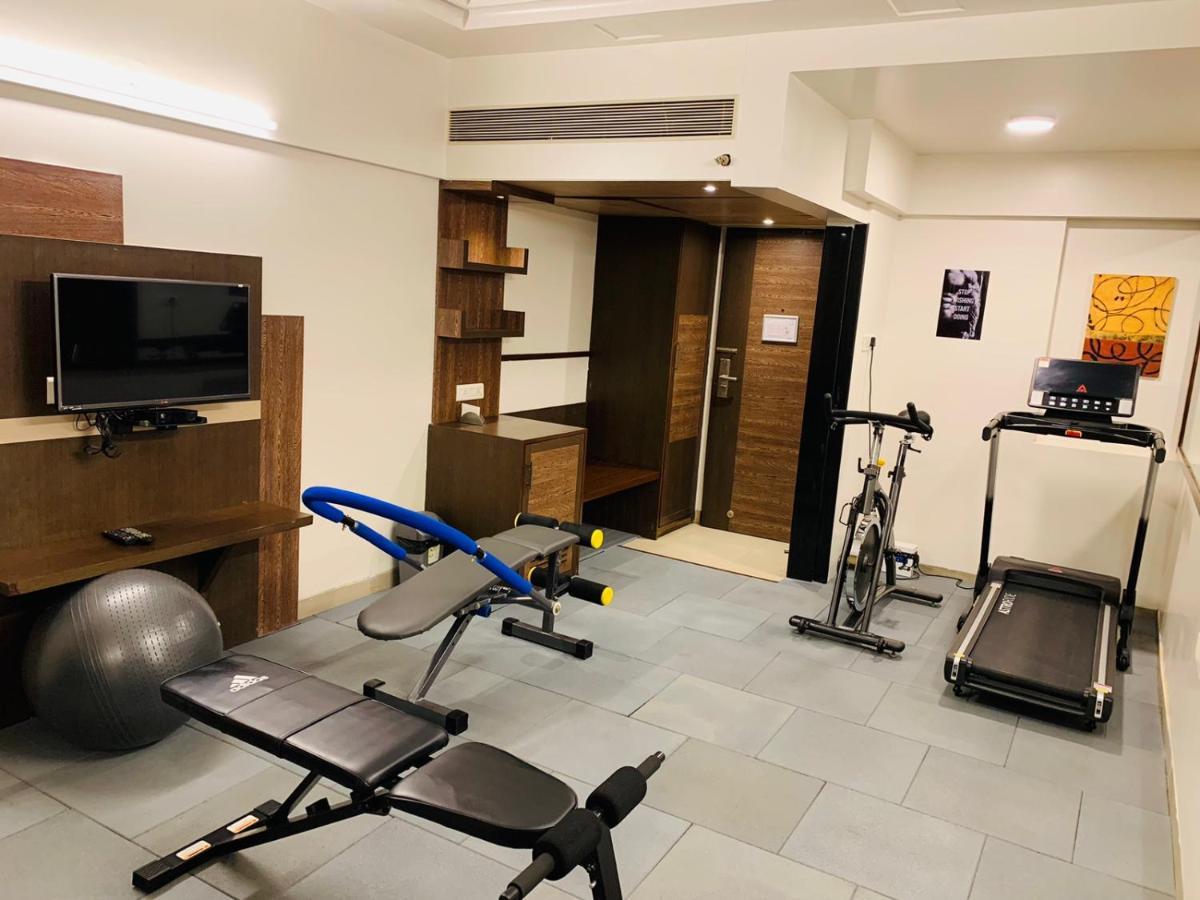 Quality Inn Mint Пуна Экстерьер фото